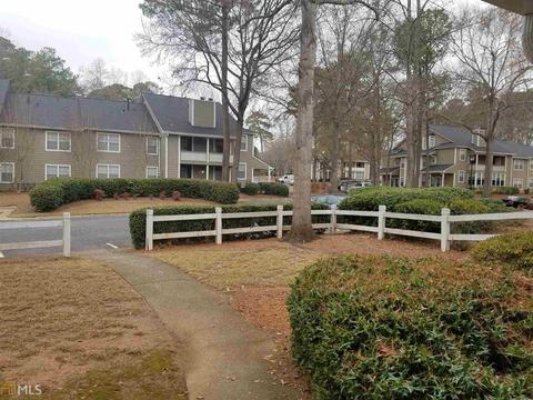 6430 Pinebark Way, Morrow, GA 30260 photo 2