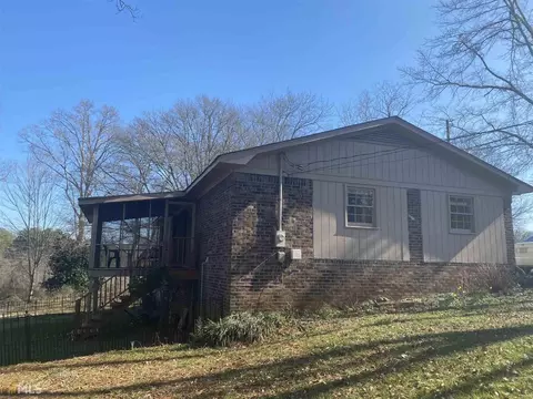 56 Mcclure Cir, Buchanan, GA 30113 photo 3