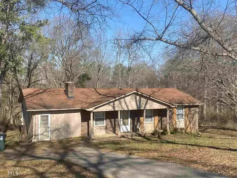 56 Mcclure Cir, Buchanan, GA 30113 photo 2