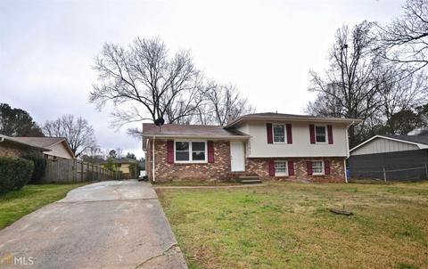 2277 Lanier Pl, Morrow, GA 30260 photo 3