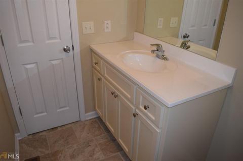 219 W Lakeview Dr, Lagrange, GA 30240 photo 9