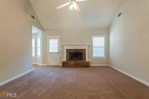 325 Chestnut Dr, Covington, GA 30016 photo 3