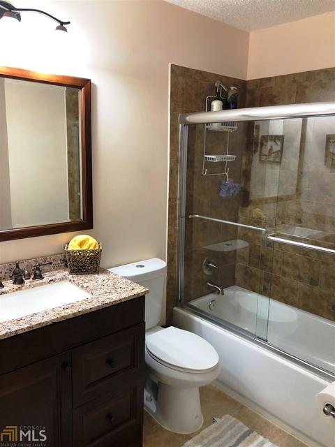 204 Shields St, Winder, GA 30680 photo 16