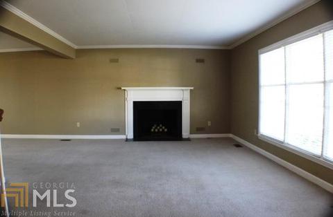 2002 Peacock Dr, Dublin, GA 31021 photo 6