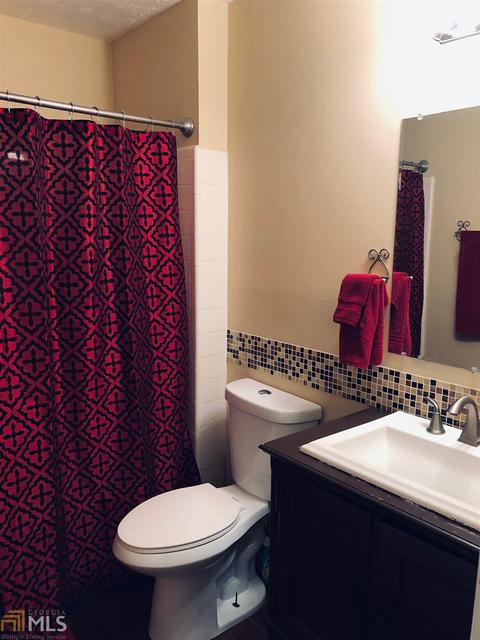 4241 E Meadow Dr, Duluth, GA 30096 photo 9