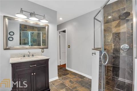 2884 Skyland Dr, Chamblee, GA 30341 photo 25