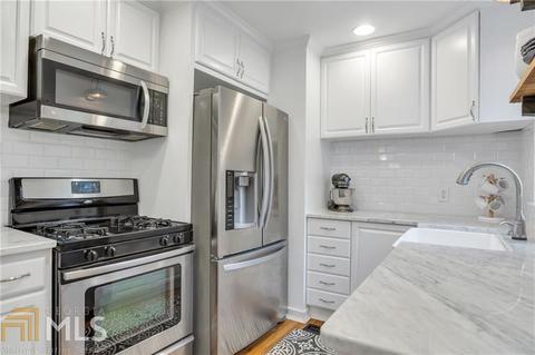 2884 Skyland Dr, Chamblee, GA 30341 photo 14
