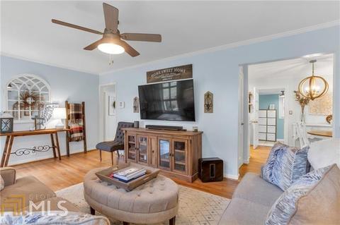2884 Skyland Dr, Chamblee, GA 30341 photo 8