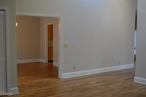 106 Holly Point Dr, Lagrange, GA 30240 photo 4