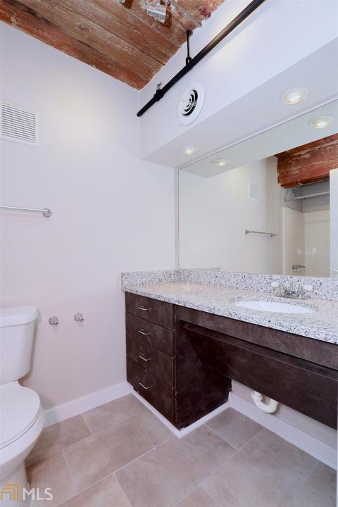10 James St UNIT 1B, Hampton, GA 30228 photo 9