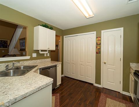 260 Lakeview Trl, Covington, GA 30016 photo 9