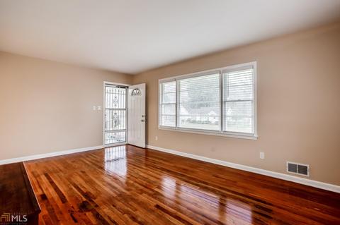 144 Park Ave, Winder, GA 30680 photo 4