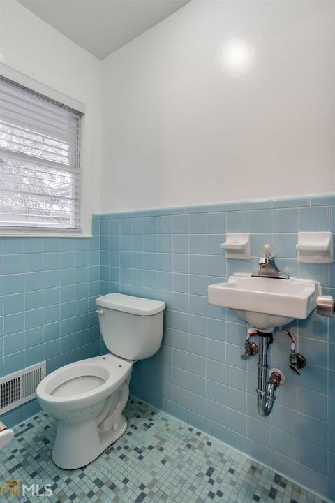 144 Park Ave, Winder, GA 30680 photo 16