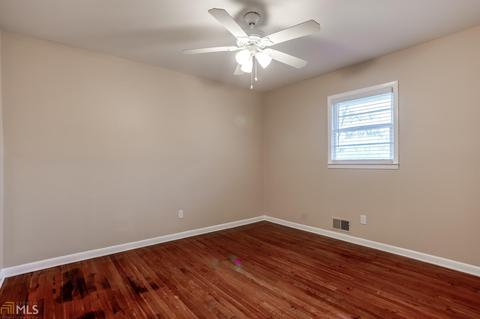 144 Park Ave, Winder, GA 30680 photo 14