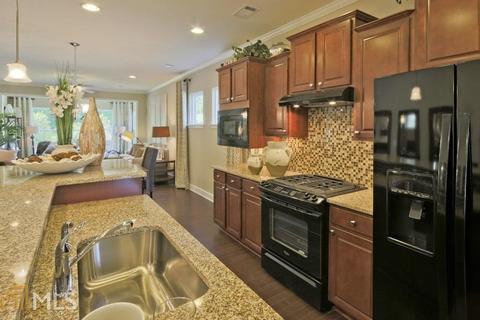 106 Odingsell Ct, Griffin, GA 30223 photo 4