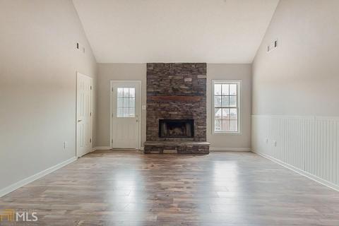 211 Harvey, Covington, GA 30016 photo 3