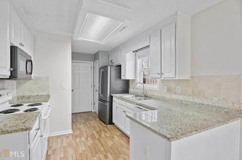 2034 Emerald Pointe Dr, Winder, GA 30680 photo 12