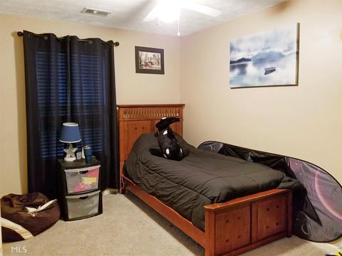 216 Hyannis Dr, Jackson, GA 30233 photo 7