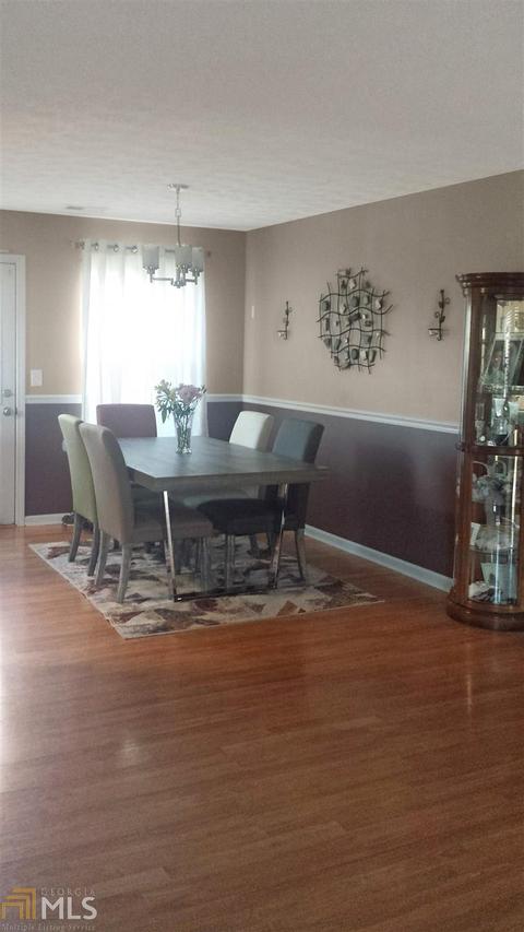 216 Hyannis Dr, Jackson, GA 30233 photo 4