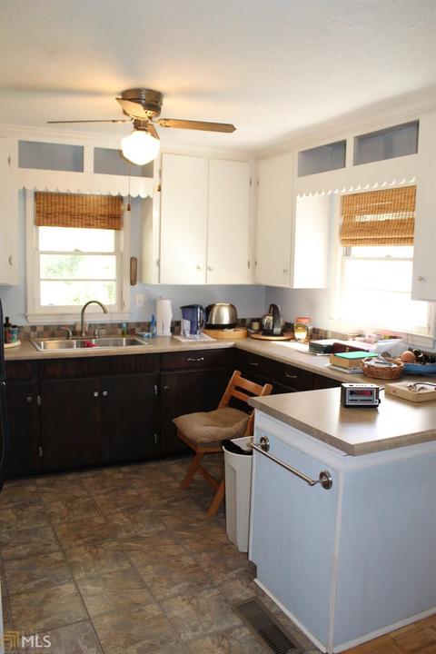253 E Lakeview Dr, Lagrange, GA 30240 photo 7