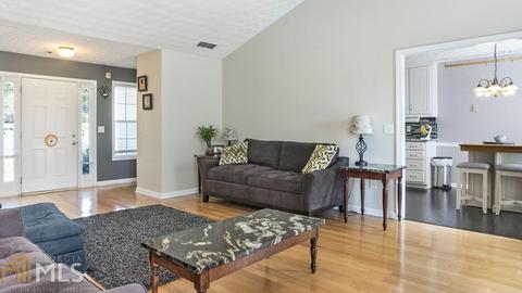 460 Reba Ct, Winder, GA 30680 photo 4