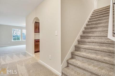 351 Stanebrook Ct, Jackson, GA 30233 photo 6