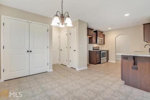 351 Stanebrook Ct, Jackson, GA 30233 photo 14
