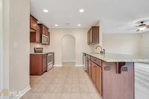 329 Stanebrook Ct, Jackson, GA 30233 photo 12