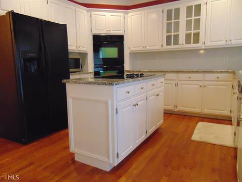 1004 Riverside Dr, Lagrange, GA 30240 photo 10