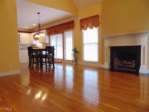 1004 Riverside Dr, Lagrange, GA 30240 photo 5