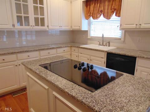 1004 Riverside Dr, Lagrange, GA 30240 photo 12