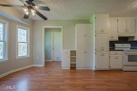 220 Laurel Way, Covington, GA 30016 photo 8