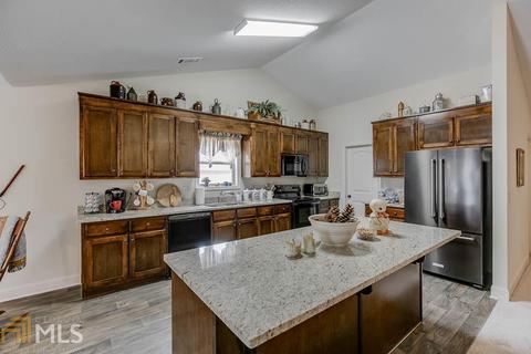 130 Dockside Dr, Statham, GA 30666 photo 7