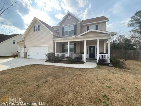 215 Christopher Luke Cir, Perry, GA 31069 photo 1