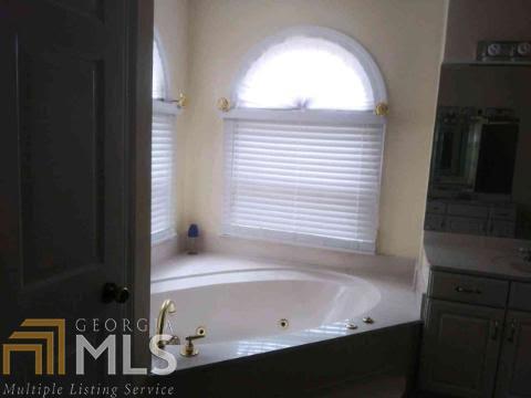 400 Womack Rd, Covington, GA 30016 photo 10