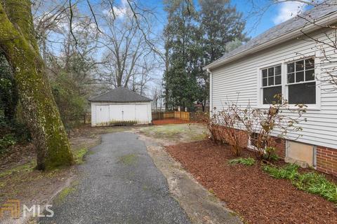 27 E New St, Winder, GA 30680 photo 29