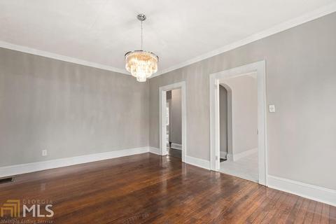 27 E New St, Winder, GA 30680 photo 10