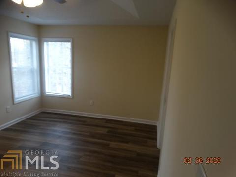 1347 Vine Cir, Mcdonough, GA 30253 photo 9
