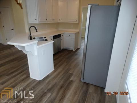 1347 Vine Cir, Mcdonough, GA 30253 photo 6