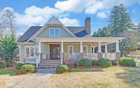 111 Sunrise Cir, Cornelia, GA 30531 photo 2