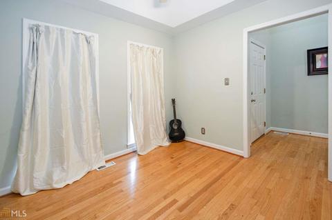 113 Windsor Dr, Toccoa, GA 30577 photo 6