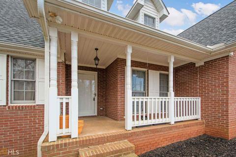 113 Windsor Dr, Toccoa, GA 30577 photo 4