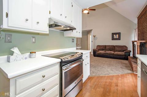 113 Windsor Dr, Toccoa, GA 30577 photo 13
