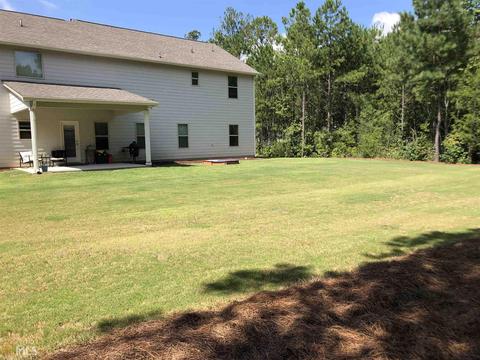 136 Stone Gate Dr, Lagrange, GA 30241 photo 4