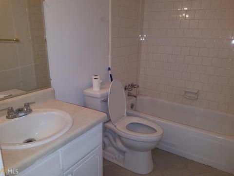 6041 Landover Cir, Morrow, GA 30260 photo 7