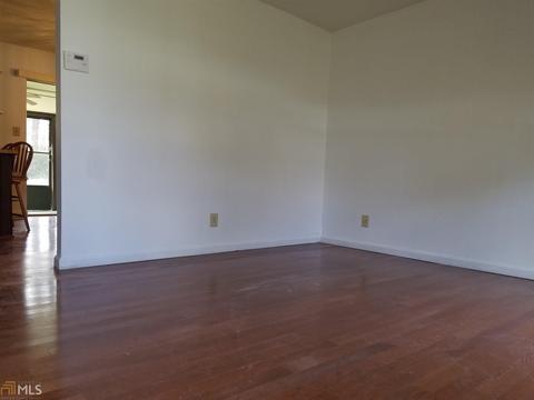 6041 Landover Cir, Morrow, GA 30260 photo 12