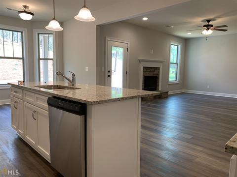 145 Clearwater Dr, Jackson, GA 30233 photo 5