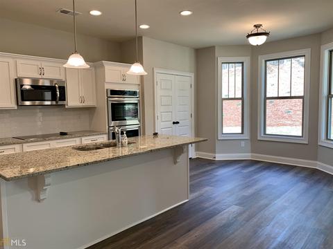 145 Clearwater Dr, Jackson, GA 30233 photo 3