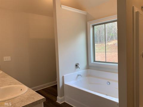 145 Clearwater Dr, Jackson, GA 30233 photo 16
