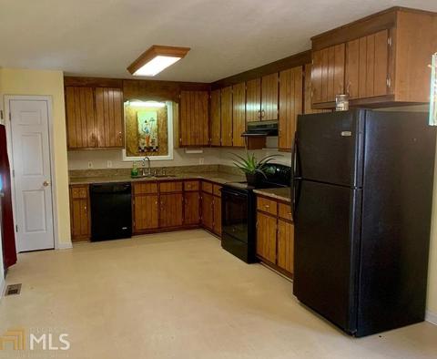 111 Lakeview Rd, Jackson, GA 30233 photo 6